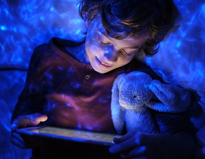 Možn&aacute; to děl&aacute;te taky&hellip;a nejste sami: Jak zabavit d&iacute;tě jinak než mobilem?